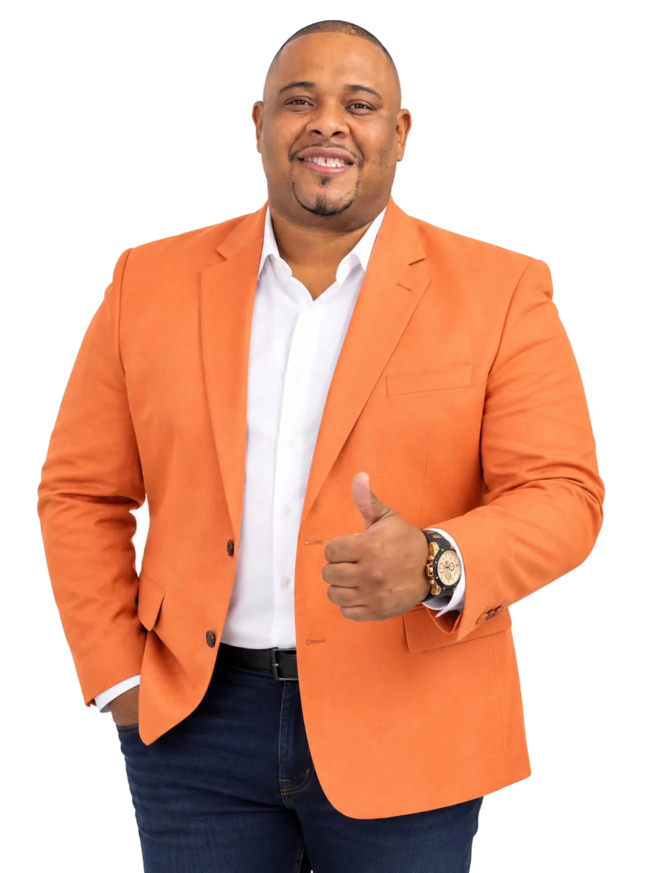Wilmar Valencia, Wilvo, con chaqueta naranja haciendo un gesto de aprobación